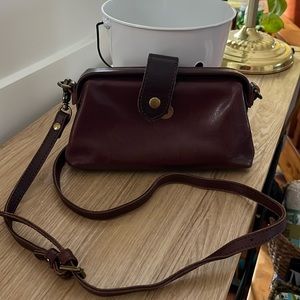 small crossbody bag